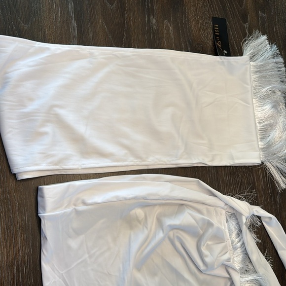 🟠 NWT POSH BY V WHITE FRILL & CHEST WRAP BAND - Picture 2 of 3